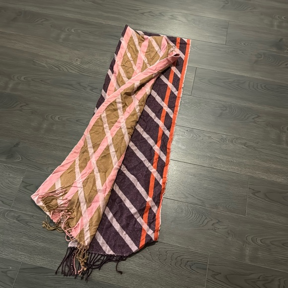 Large two patterned scarf - Picture 1 of 1